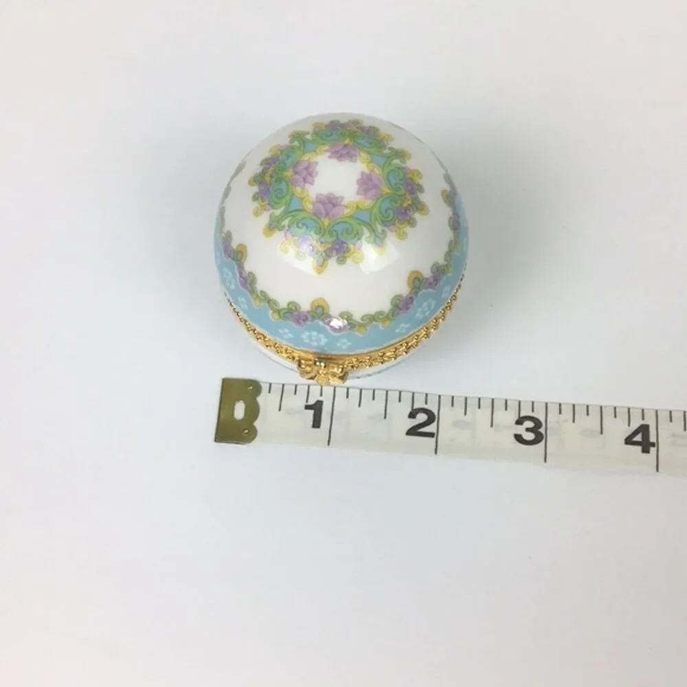 Vintage Trinket Jewelry Gift Box Round Floral Cottagecore Romantic‎ Grandmother